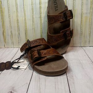 Brown Sandals with Buckle Straps